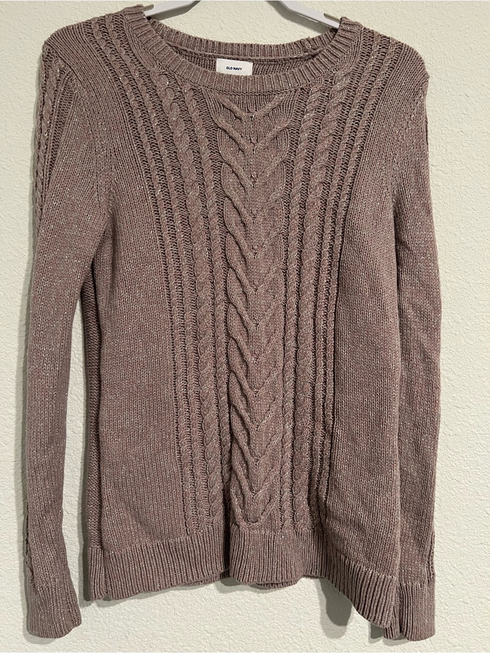 Old Navy Women's Cable Knit Crewneck Sweater in Mauve
